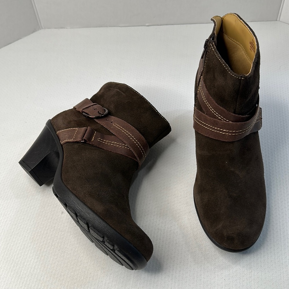 Softspots Cady Coffee Suede Womens Ankle Boots Sz 8 M